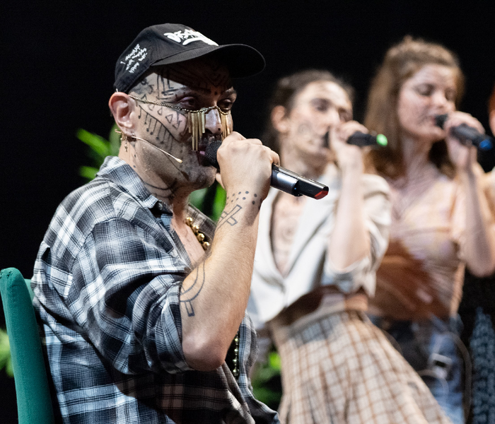 Ivo Dimchev and the cast of In Hell with Jesus/Top 40. Photo by Krasimir Stoichkov